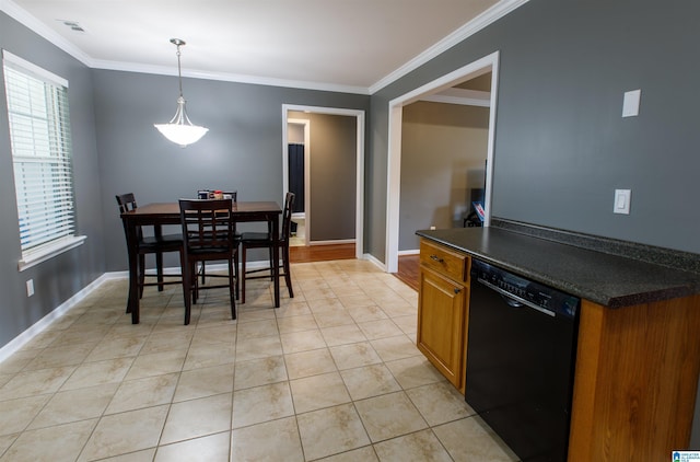 dining room with baseboards, ornamental molding, light tile patterned flooring, and visible vents