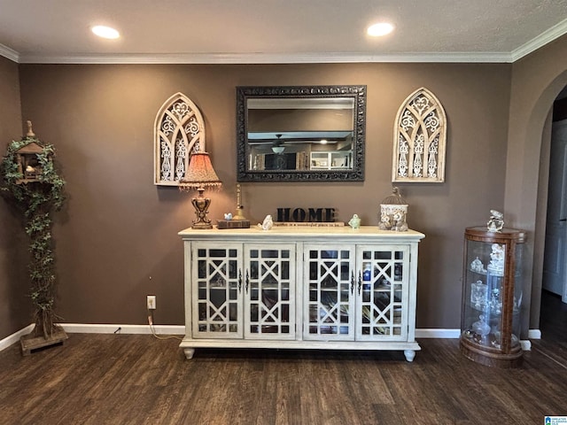 1525 Marvin Adcock Rd, Hayden, AL 35079 - detailed view of arched walkways, wood finished floors, baseboards, crown molding, and recessed lighting
