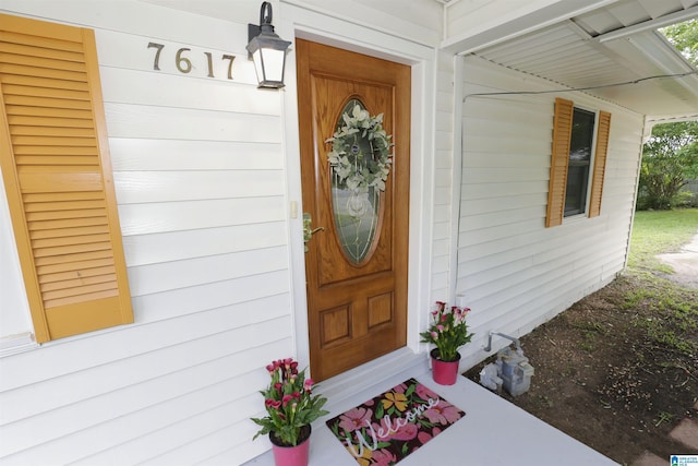 view of entrance to property