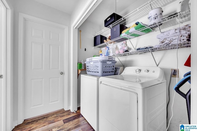 1522 Bower Dr SE, Cullman, AL 35055 - laundry area featuring independent washer and dryer and wood finished floors