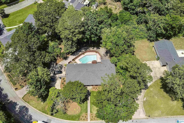 5 Christopher Way, Anniston, AL 36207 - aerial view of property and surrounding area featuring a pool