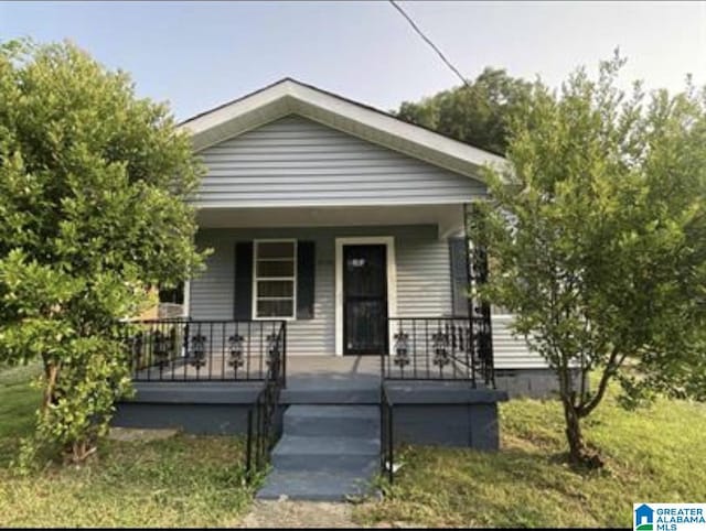 2129 Northland Ave SW, Birmingham, AL 35211 - view of front of property featuring a porch