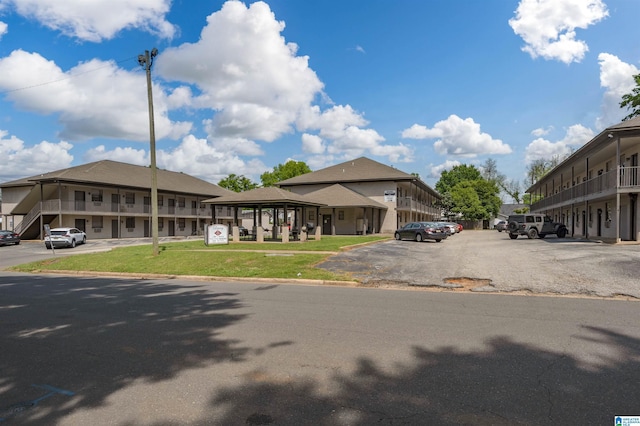 1212 12th St Unit 17, Tuscaloosa, AL 35401 - view of building exterior with uncovered parking