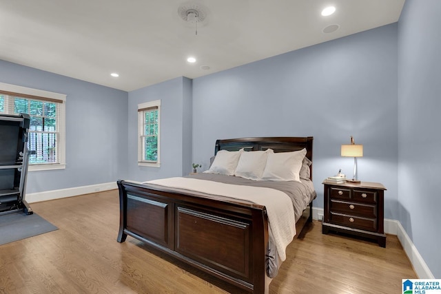 364 Stone Brook Cir, Hoover, AL 35226 - bedroom with light wood-style floors, baseboards, and recessed lighting