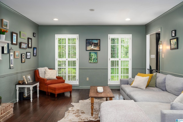 2017 Crossvine Rd, Hoover, AL 35244 - living area featuring crown molding, recessed lighting, wood-type flooring, and a wainscoted wall