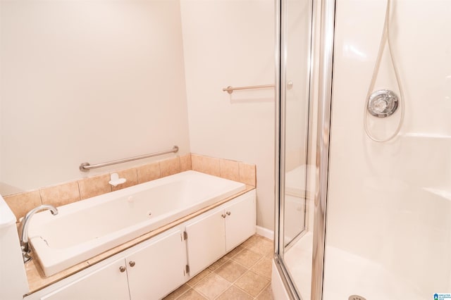 145 Cameron Ct, Alexandria, AL 36250 - bathroom with a garden tub and a stall shower