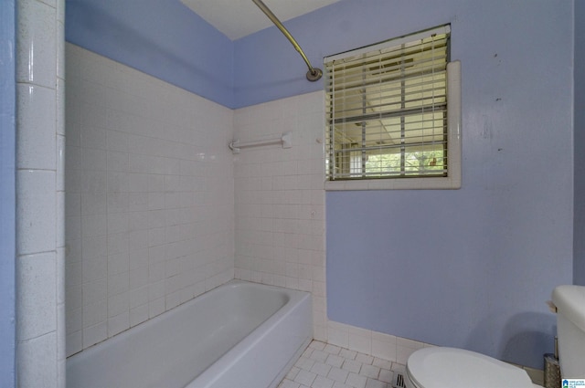 105 Campbell Rd, Clanton, AL 35045 - full bath featuring toilet, shower / tub combination, and tile patterned floors