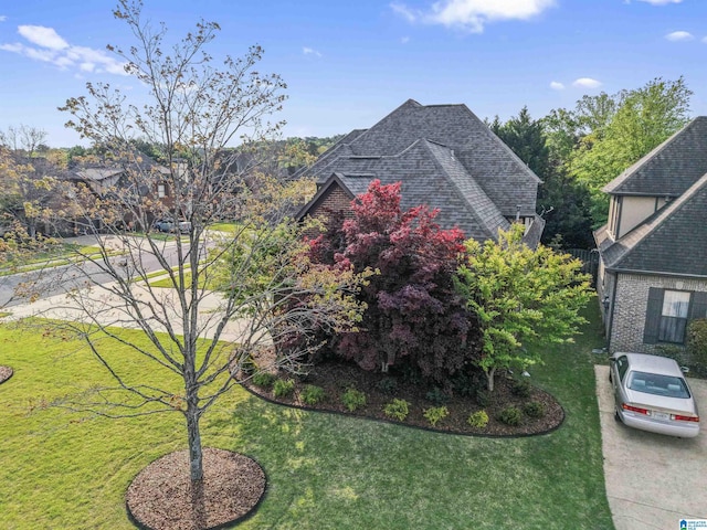 2608 Arbor Way, Hoover, AL 35244 - view of side of home with a yard and a shingled roof