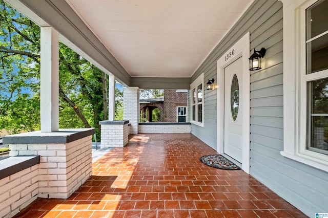 1330 Bush Blvd W, Birmingham, AL 35208 - view of patio / terrace with a porch