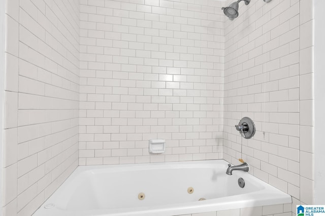 full bathroom featuring a combined bath / shower with jetted tub