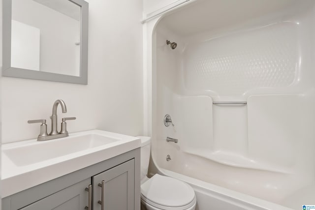 816 8th Cir N, Pell City, AL 35125 - full bathroom featuring toilet, vanity, and bathtub / shower combination