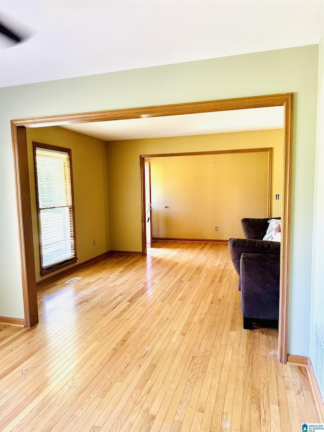 3043 Hunters Run, Gardendale, AL 35071 - living area featuring light wood-style floors and baseboards