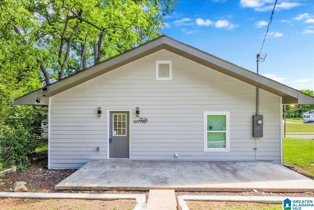 2624 29th St, Birmingham, AL 35208 - rear view of house with a patio