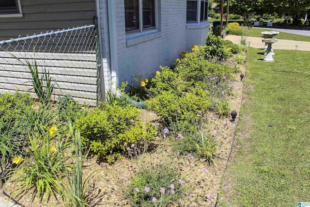 view of grassy yard