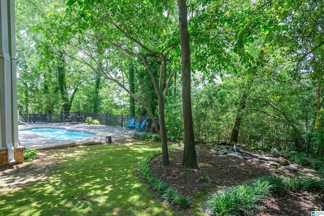 320 Cambo Ln, Hoover, AL 35244 - view of yard featuring fence and a patio area