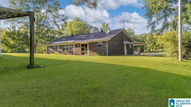 5241 County Road 48, Jemison, AL 35085 - view of front of home with a front lawn and brick siding