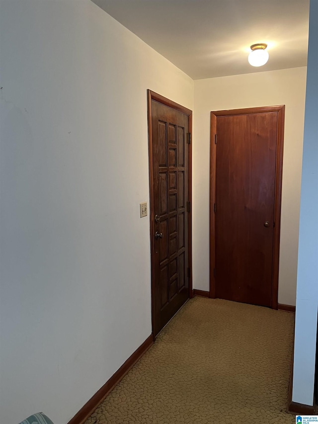 939 Brandy Ln, Birmingham, AL 35214 - corridor featuring carpet floors and baseboards