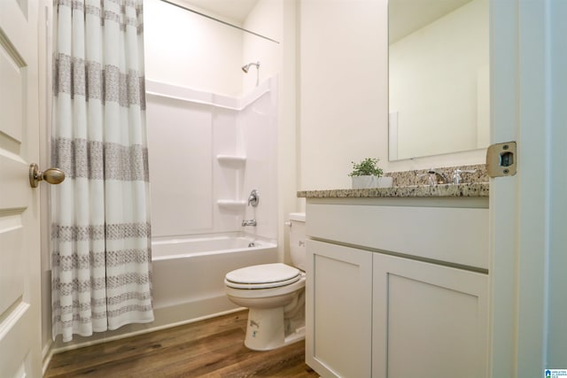 561 Boxwood Bnd, Calera, AL 35040 - bathroom with wood finished floors, shower / tub combo with curtain, toilet, and vanity