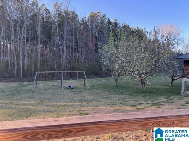 3585 County Road 26, Wadley, AL 36276 - view of green lawn
