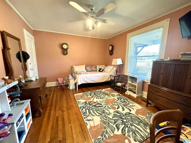 1080 Garmon Rd, Gadsden, AL 35901 - bedroom with wood finished floors, ornamental molding, a ceiling fan, and baseboards