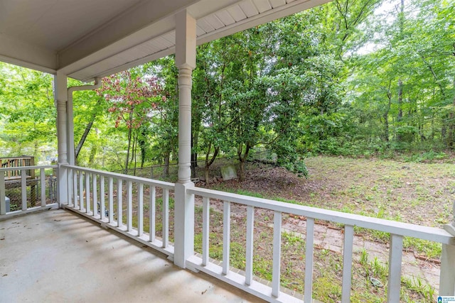 1201 Devonshire Dr NE, Jacksonville, AL 36265 - balcony with covered porch