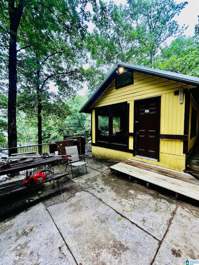 1 Annie Humber Rd, Adger, AL 35006 - view of outbuilding featuring outdoor dining area