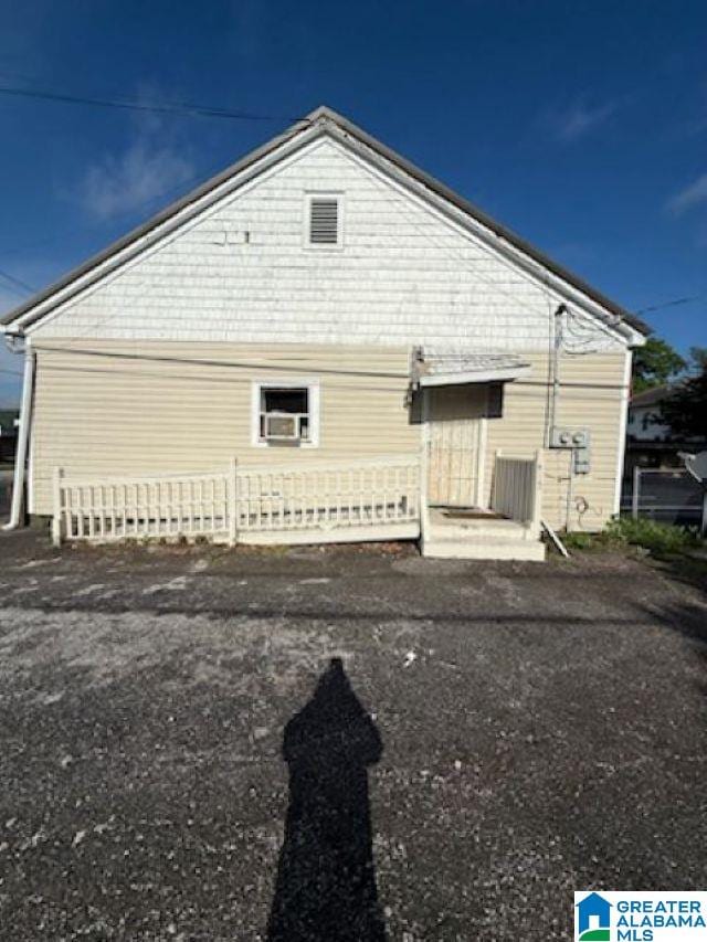 view of property exterior