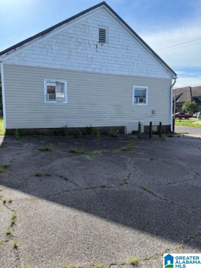 view of side of property