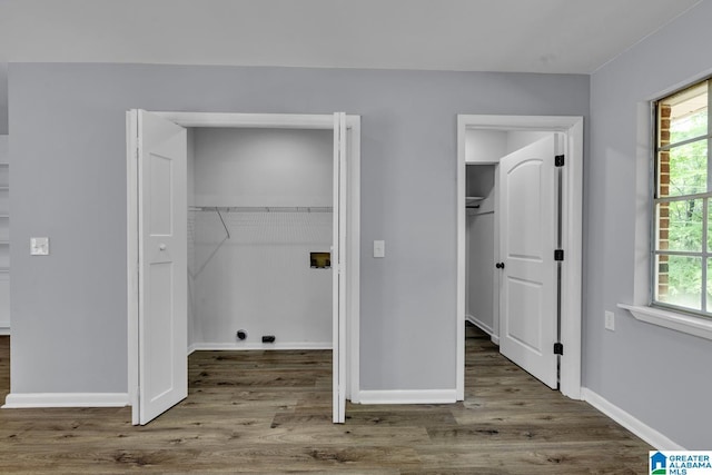 5457 Snowville Brent Rd, Dora, AL 35062 - clothes washing area with wood finished floors and baseboards