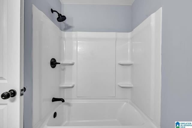 5457 Snowville Brent Rd, Dora, AL 35062 - bathroom featuring a shower