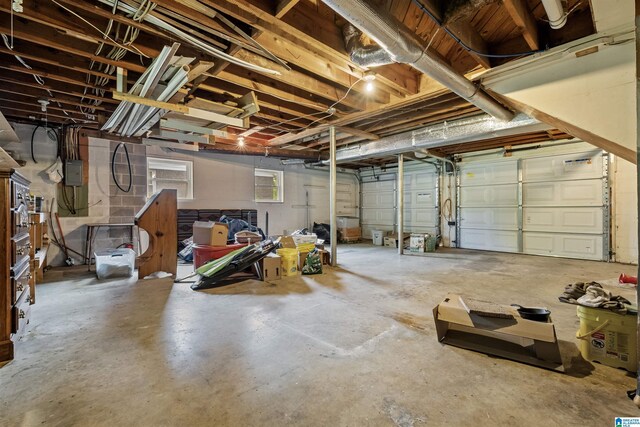 402 S 8th St, Gadsden, AL 35901 - view of garage