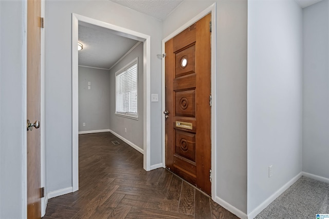402 S 8th St, Gadsden, AL 35901 - entryway featuring baseboards and ornamental molding