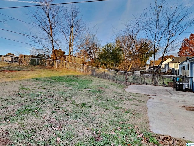 1424 33rd St, Ensley, Birmingham, AL 35218 - view of yard featuring a patio area and a residential view