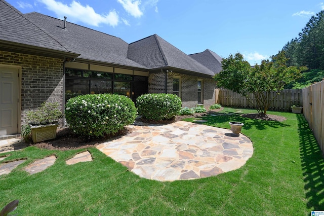 view of yard with a patio
