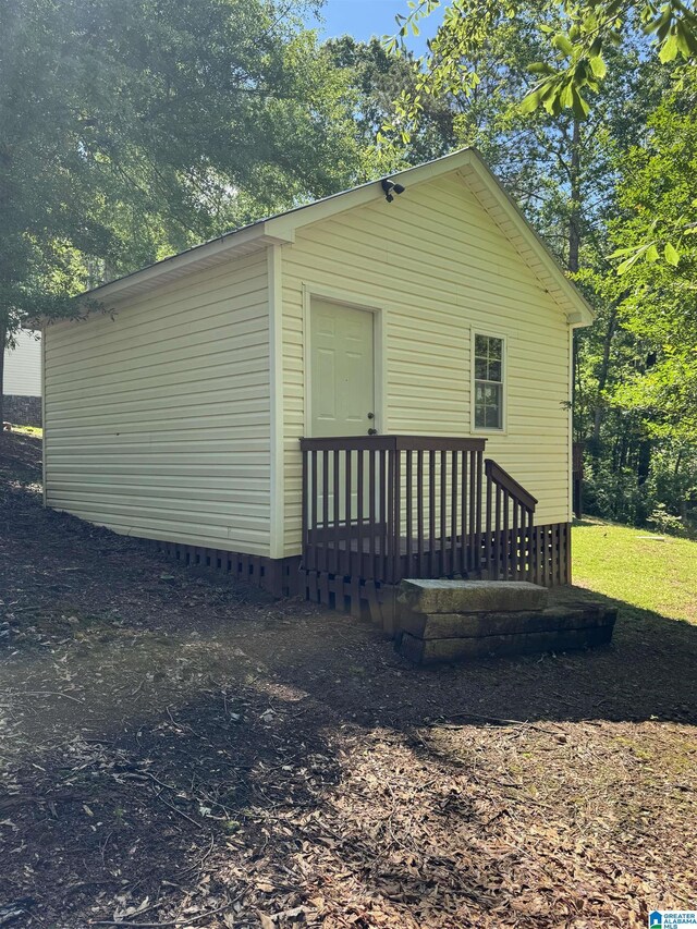 view of home's exterior