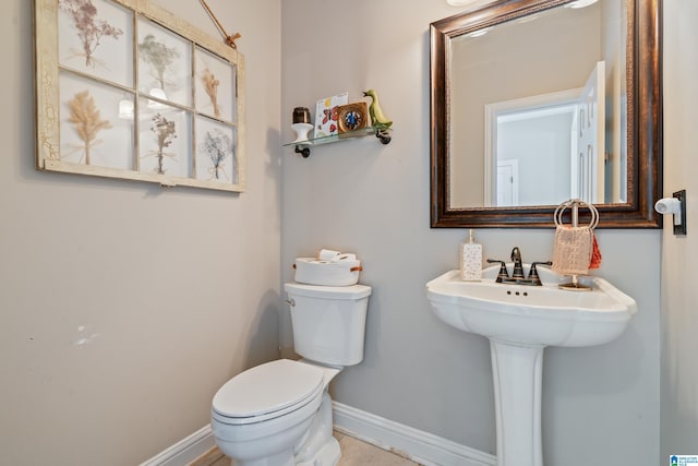 1051 Oak Meadows Rd, Birmingham, AL 35242 - bathroom with baseboards and toilet