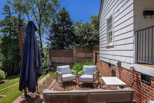 2520 Lanark Rd, Birmingham, AL 35223 - view of patio / terrace featuring fence