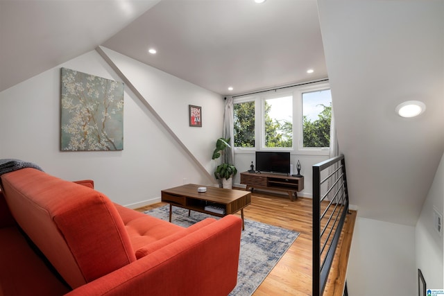 2520 Lanark Rd, Birmingham, AL 35223 - living area with recessed lighting, wood finished floors, vaulted ceiling, and baseboards