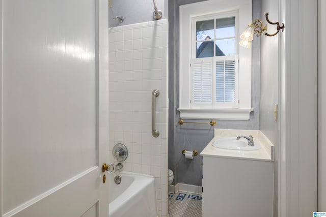 1479 Milner Cres S, Birmingham, AL 35205 - full bathroom featuring vanity, shower / tub combination, toilet, and tile patterned floors