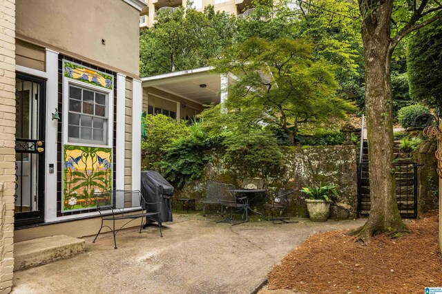 1479 Milner Cres S, Birmingham, AL 35205 - view of patio / terrace with grilling area and fence