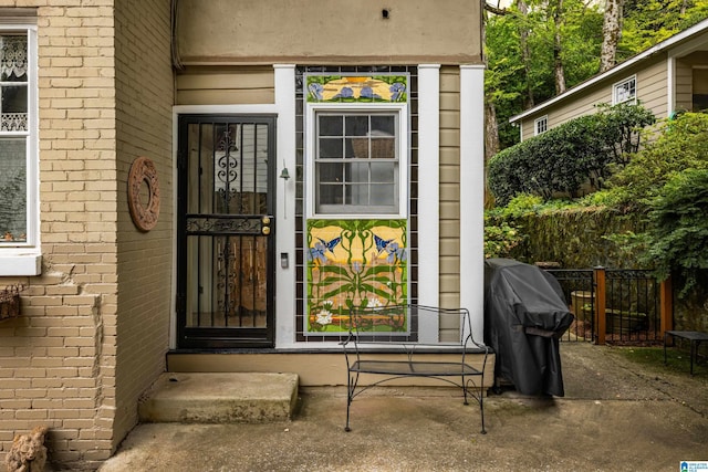 1479 Milner Cres S, Birmingham, AL 35205 - view of exterior entry with brick siding