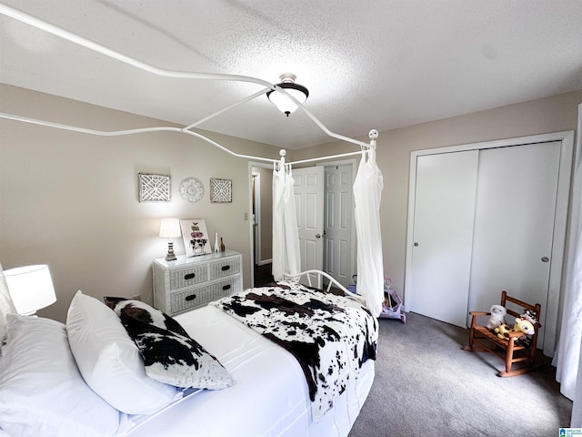 3455 Self Creek Rd, Warrior, AL 35180 - bedroom featuring carpet flooring and a textured ceiling