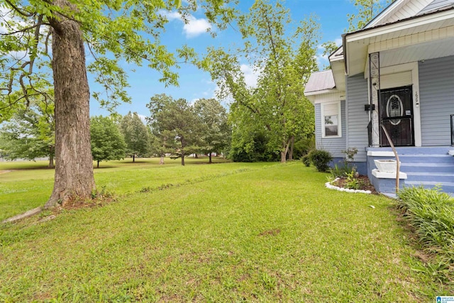 view of grassy yard