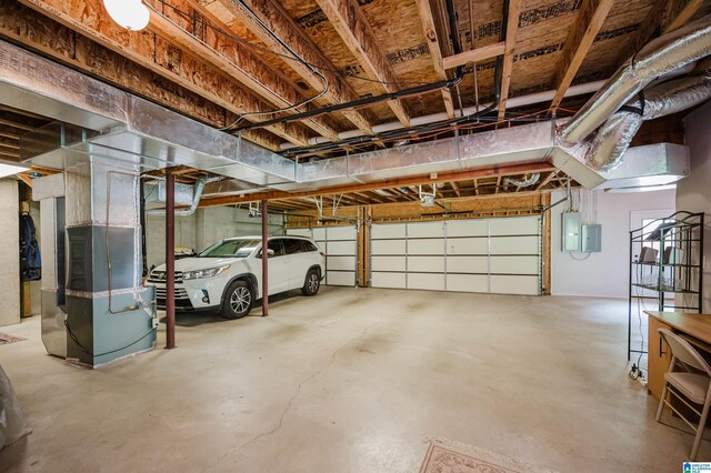 5226 Mountain Ridge Parkway, Birmingham, AL 35222 - garage with electric panel and heating unit