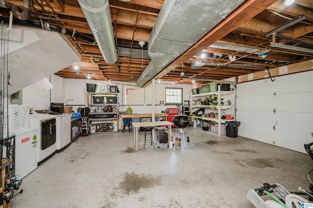 4669 Burning Tree Ln, Pelham, AL 35124 - garage with washer and clothes dryer