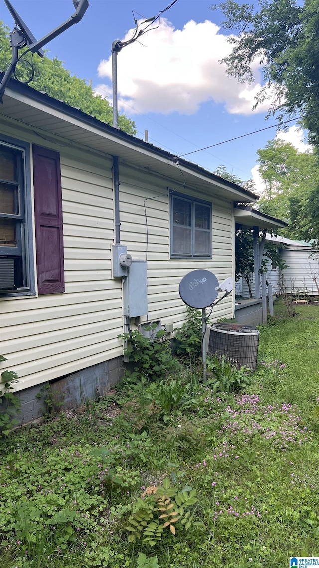 813 W 8th St, Sylacauga, AL 35150 - view of home's exterior