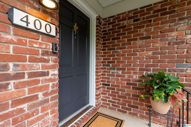 400 Art Hanes Blvd, Birmingham, AL 35213 - property entrance with brick siding