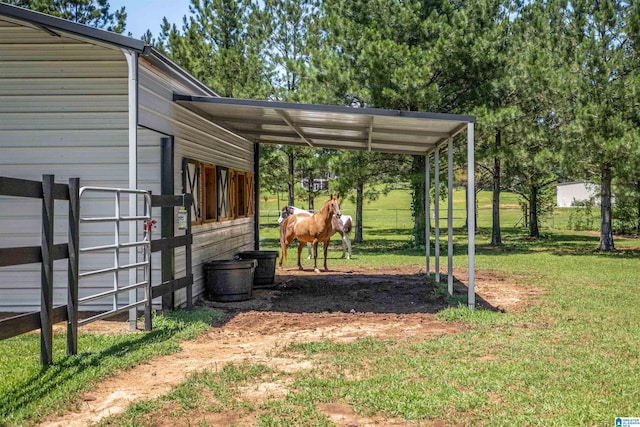 185 Meadowbrook Dr, Piedmont, AL 36272 - view of horse barn