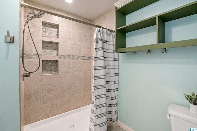 295 Walden Ct, Montevallo, AL 35115 - bathroom with a stall shower, toilet, recessed lighting, and baseboards