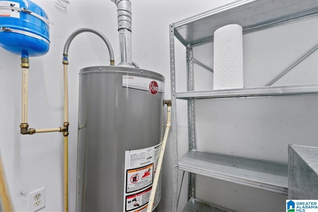 114NW Morgan Ave, Cullman, AL 35055 - utility room with water heater